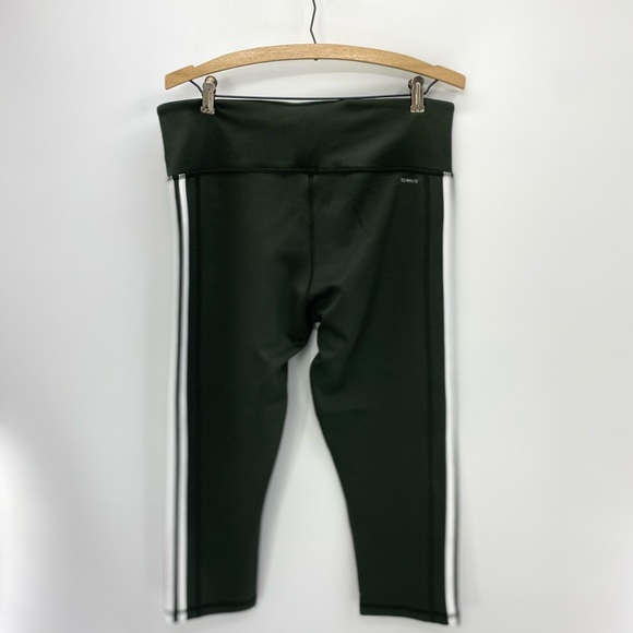 ADIDAS Woman’s 3S 3/4 Tights Olive Green Size Large - Picture 2 of 3